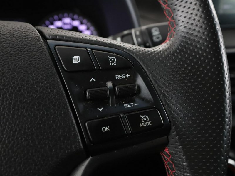Hyundai Tucson automat półskóra navi klima auto grzane fotele kamera i czujniki park IV (2020-)