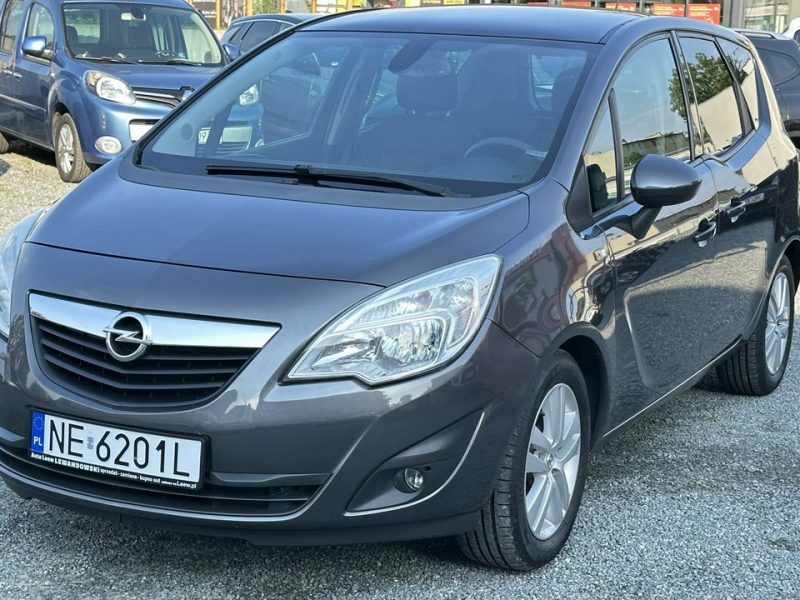 Opel Meriva Benzyna Zarejestrowany Ubezpieczony II (2010-)