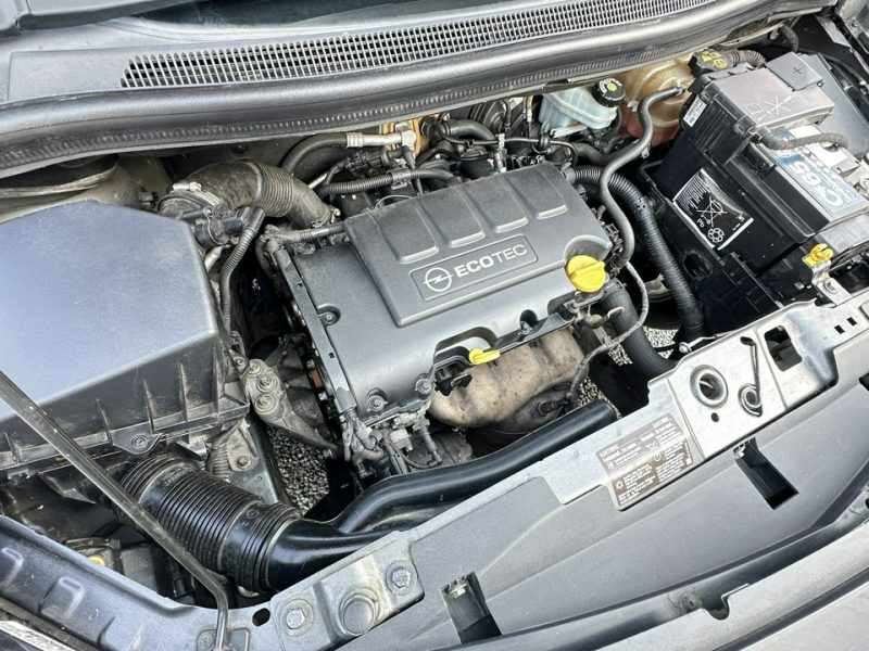 Opel Meriva Benzyna Zarejestrowany Ubezpieczony II (2010-)