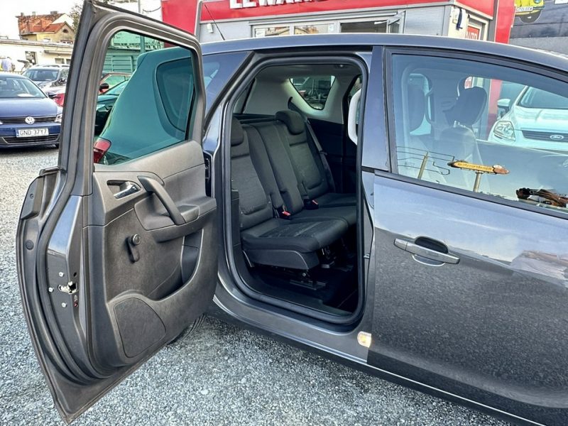 Opel Meriva Benzyna Zarejestrowany Ubezpieczony II (2010-)