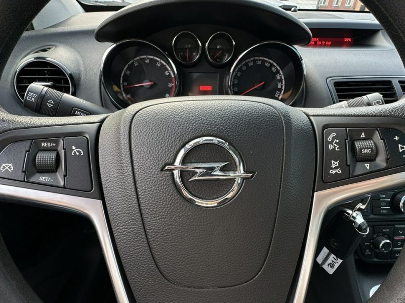 Opel Meriva Benzyna Zarejestrowany Ubezpieczony II (2010-)