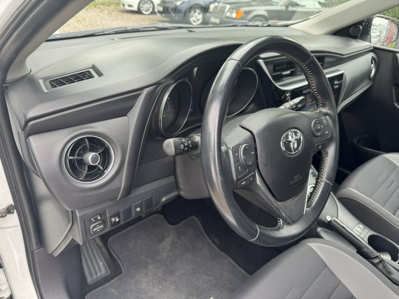Toyota Auris 1.8 HSD 136KM Kamera Serwisowany Bezwypadkowy II (2012-)
