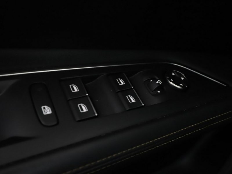 Peugeot 3008 PHEV full LED virtual cocpit półskóra navi kamery II (2016-)