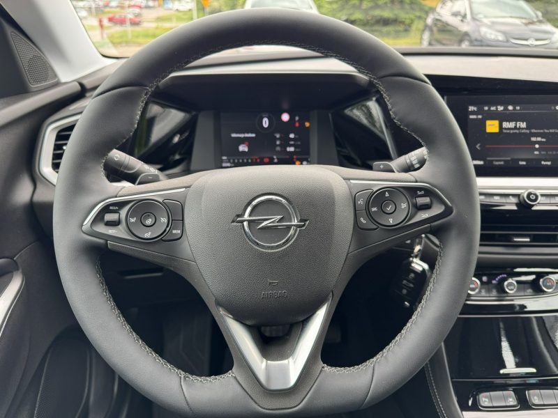 Opel Grandland GS Light 1.2 Turbo 130KM automat AT8