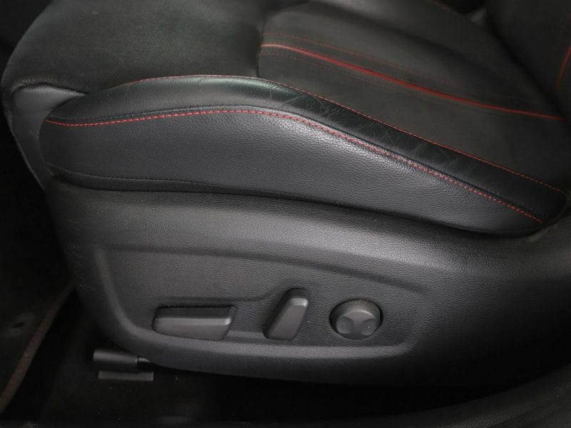 Kia Pro_cee'd automat skóra/alcantara full LED navi kamera i czujniki parkowania