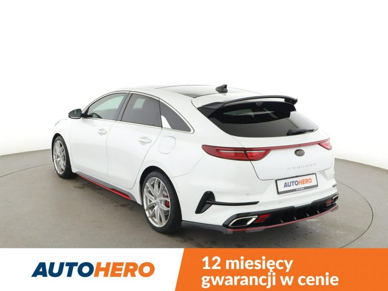 Kia Pro_cee'd automat skóra/alcantara full LED navi kamera i czujniki parkowania