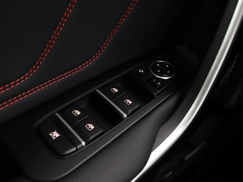 Kia Pro_cee'd automat skóra/alcantara full LED navi kamera i czujniki parkowania