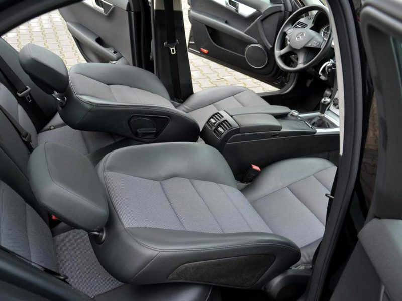 Mercedes C 180 Kompressor Avantgarde 130 tys przebieg pół-skóry Klimatronic ASO W204 (2007-2014)