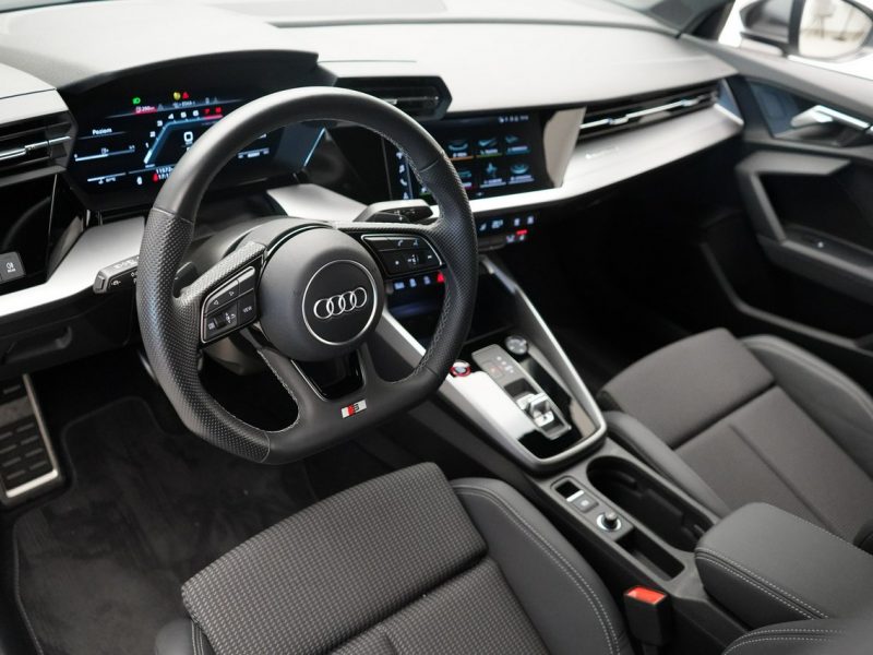 Audi S3 310KM Quatro Navi Virtual Smartphone F23% 8Y (2020-)