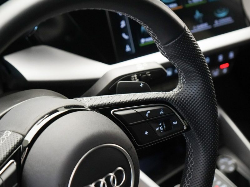 Audi S3 310KM Quatro Navi Virtual Smartphone F23% 8Y (2020-)