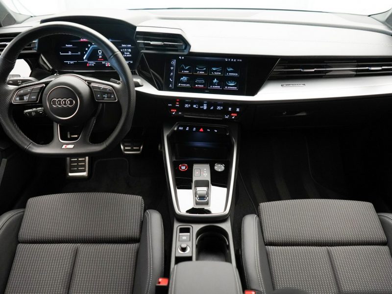 Audi S3 310KM Quatro Navi Virtual Smartphone F23% 8Y (2020-)