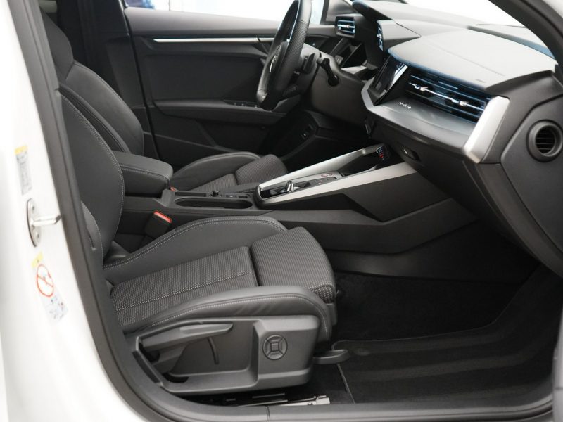Audi S3 310KM Quatro Navi Virtual Smartphone F23% 8Y (2020-)