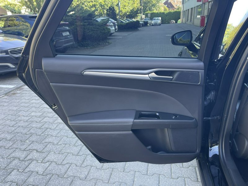 Ford Mondeo 2.0 Diesel Skóra Kamera Mk5 (2014-)