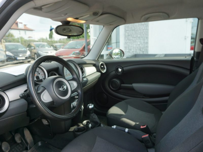 Mini Cooper zarejestrowany, ubezpieczony II (2006-)