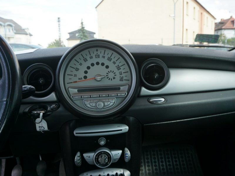 Mini Cooper zarejestrowany, ubezpieczony II (2006-)