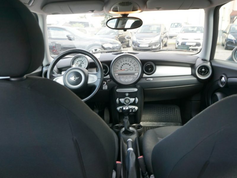 Mini Cooper zarejestrowany, ubezpieczony II (2006-)