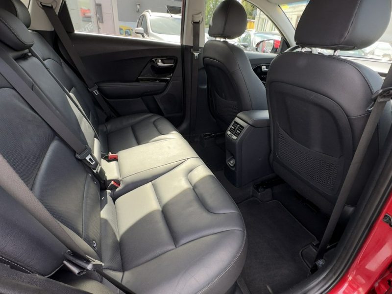 Kia Niro Hybryda Moc 141KM Automat Bogato Wyposażony