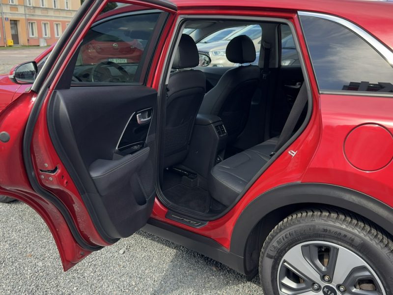 Kia Niro Hybryda Moc 141KM Automat Bogato Wyposażony