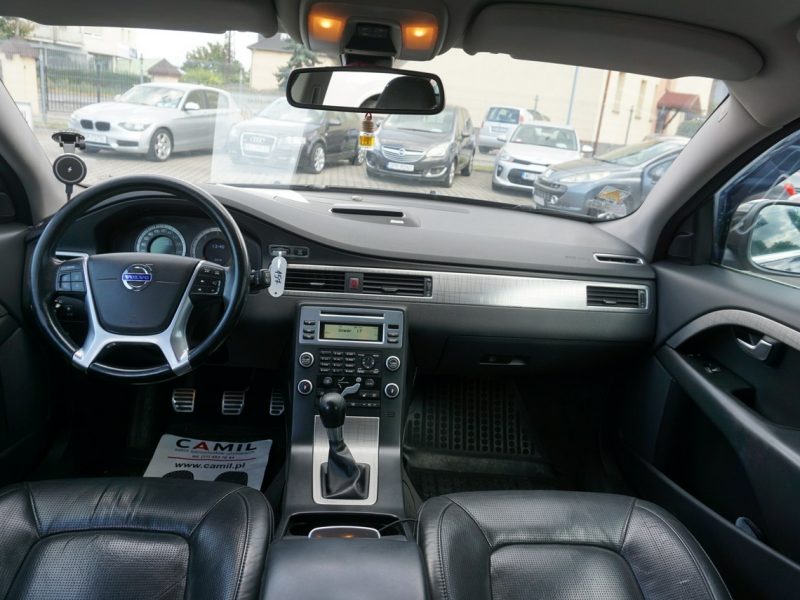 Volvo XC 70 zarejestrowany, ubezpieczony, bogate wyposażenie III (2007-)