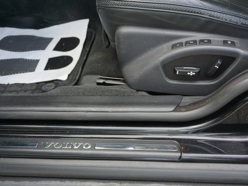 Volvo XC 70 zarejestrowany, ubezpieczony, bogate wyposażenie III (2007-)