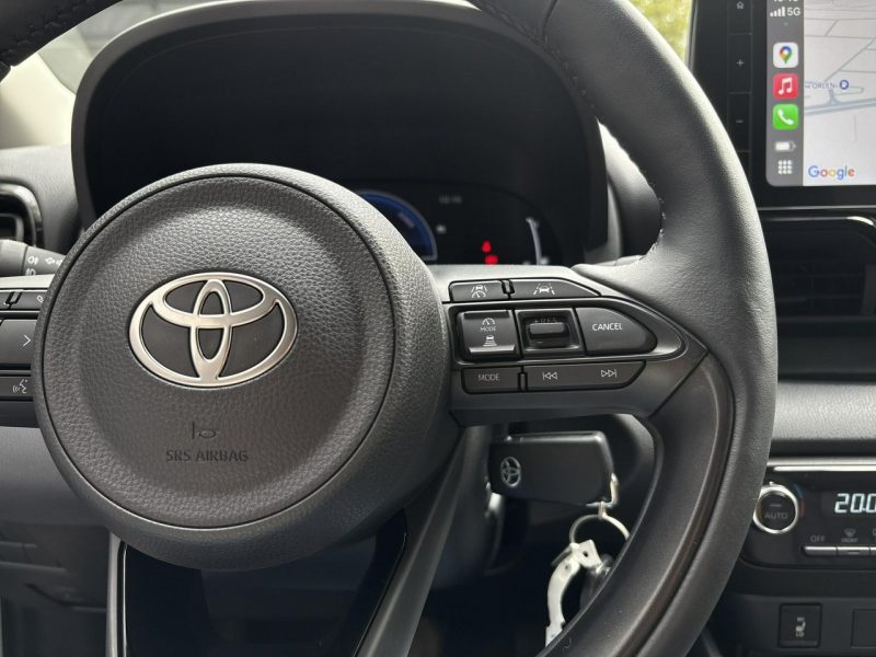 Toyota Yaris 1.5 Hybrid STYLE, salon Polska, gwarancja, FV23% IV (2020-)