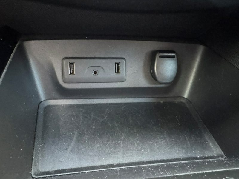 Renault Kadjar Pisemna Gwarancja 12 miesięcy I (2015-)