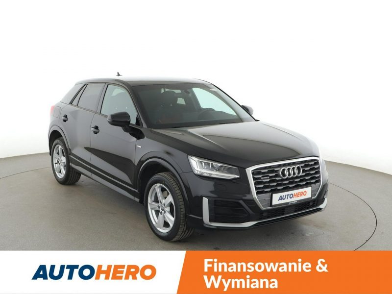 Audi Q2 4x4 S-tronic full LED klima auto grzane fotele czujniki parkowania