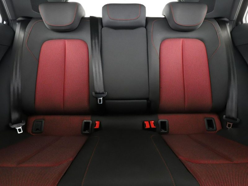 Audi Q2 4x4 S-tronic full LED klima auto grzane fotele czujniki parkowania