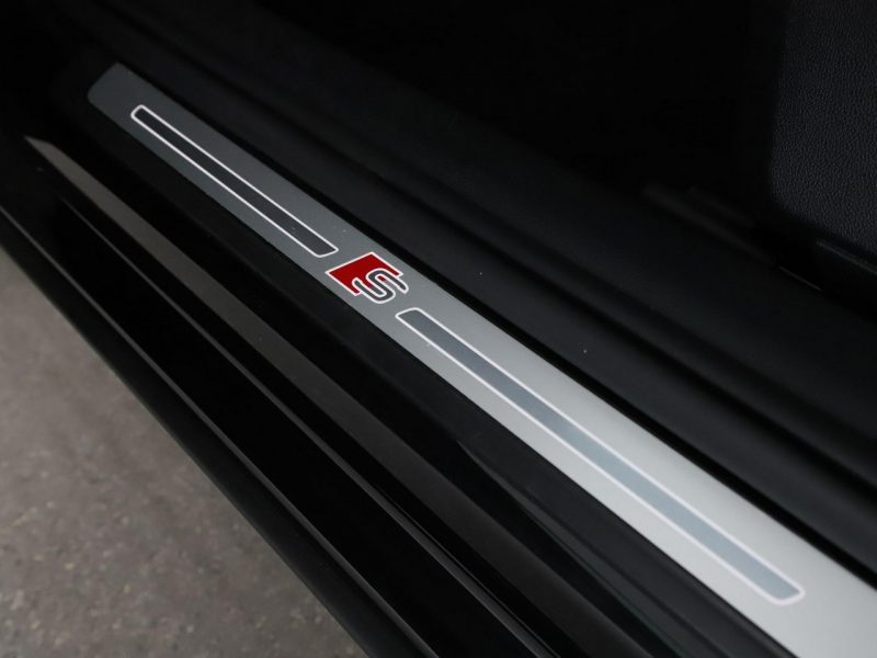 Audi Q2 4x4 S-tronic full LED klima auto grzane fotele czujniki parkowania