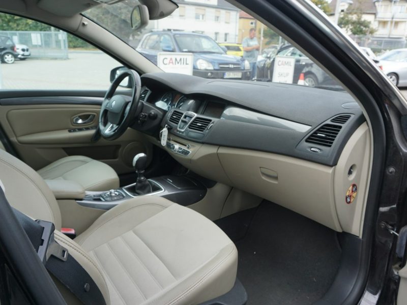 Renault Laguna polski salon, liftback III (2007-)