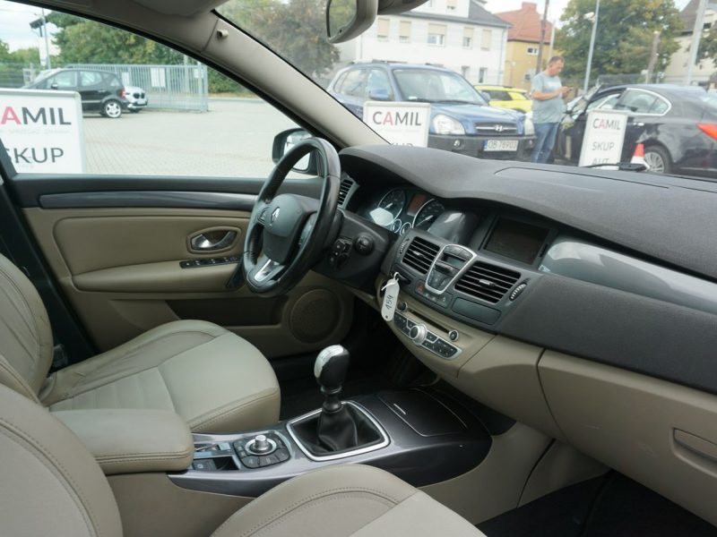 Renault Laguna polski salon, liftback III (2007-)