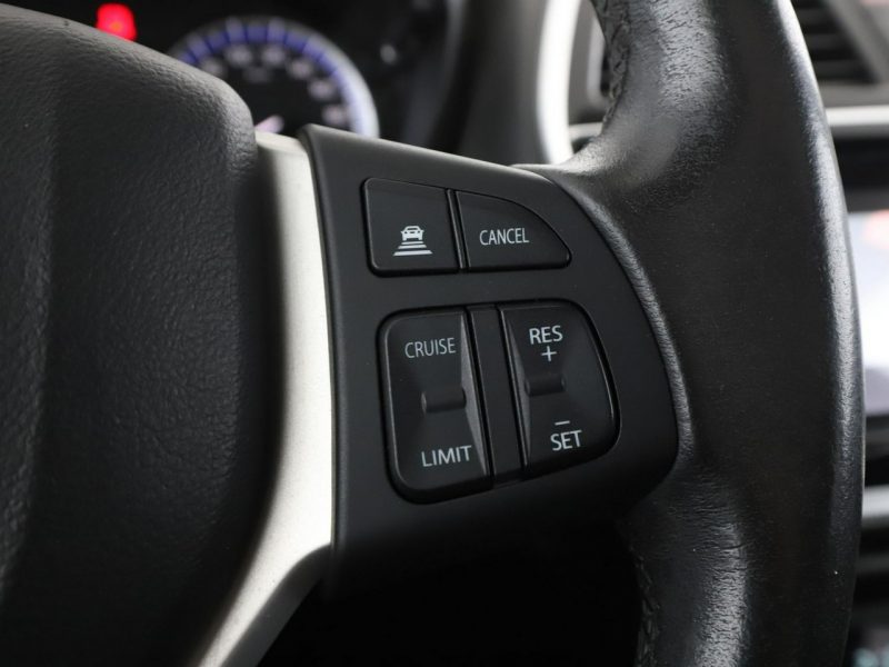 Suzuki SX4 S-Cross 1.4T 140KM skóra navi klima-auto grzane fotele panorama ACC kamera
