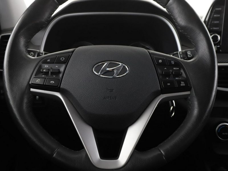 Hyundai Tucson Navi Kamera cofania Klimatyzacja Podgrzewane fotele Bluetooth III (2015-2020)