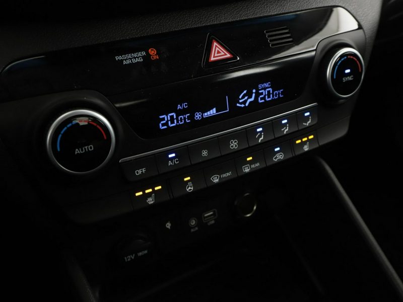Hyundai Tucson Navi Kamera cofania Klimatyzacja Podgrzewane fotele Bluetooth III (2015-2020)