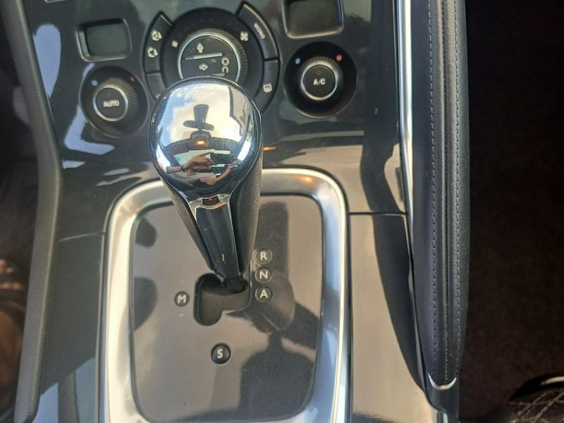 Peugeot 3008 1.6 HDi Automat Parktronik Skórzana tapicerka I (2009-2016)