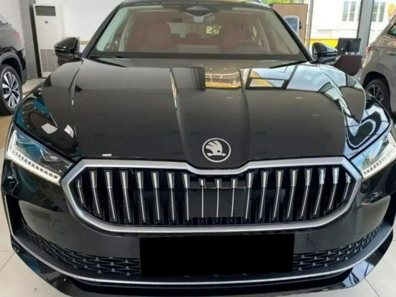 Škoda Superb Combi L&K 2,0 TDI 4x4 (193 KM) dostępny od ręki IV (2023-)