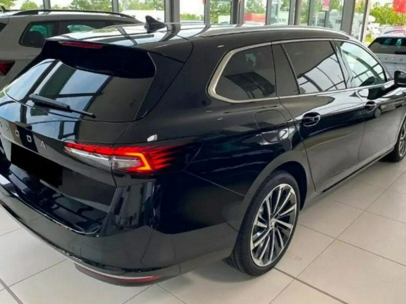 Škoda Superb Combi L&K 2,0 TDI 4x4 (193 KM) dostępny od ręki IV (2023-)