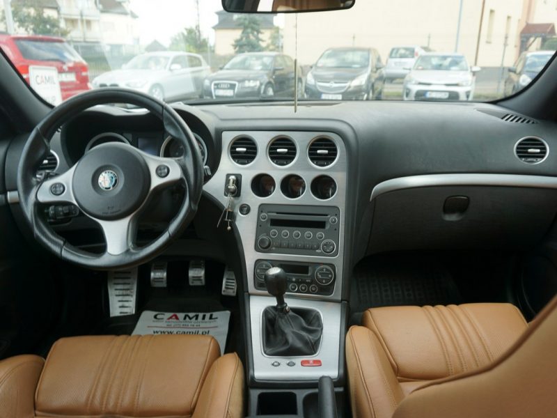 Alfa Romeo 159 polski salon, tbi I (2005-2011)