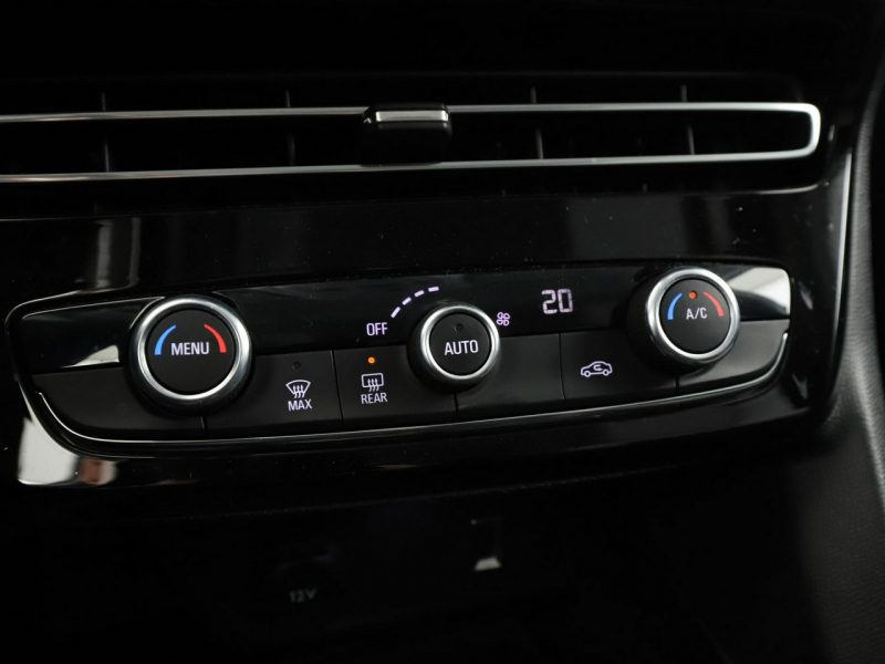 Opel Mokka full LED navi kamera i czujniki parkowania klima auto II (2020-)