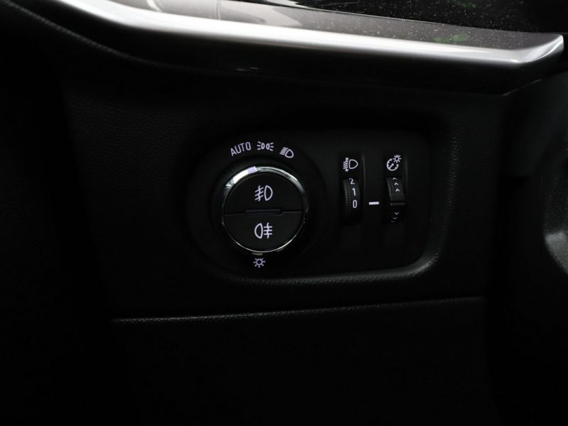Opel Mokka full LED navi kamera i czujniki parkowania klima auto II (2020-)