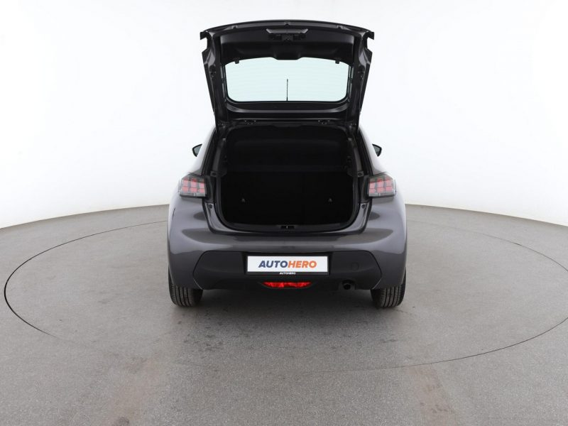 Peugeot 208 Niski przebieg Klimatyzacja El.szyby Bluetooth II (2019 -)
