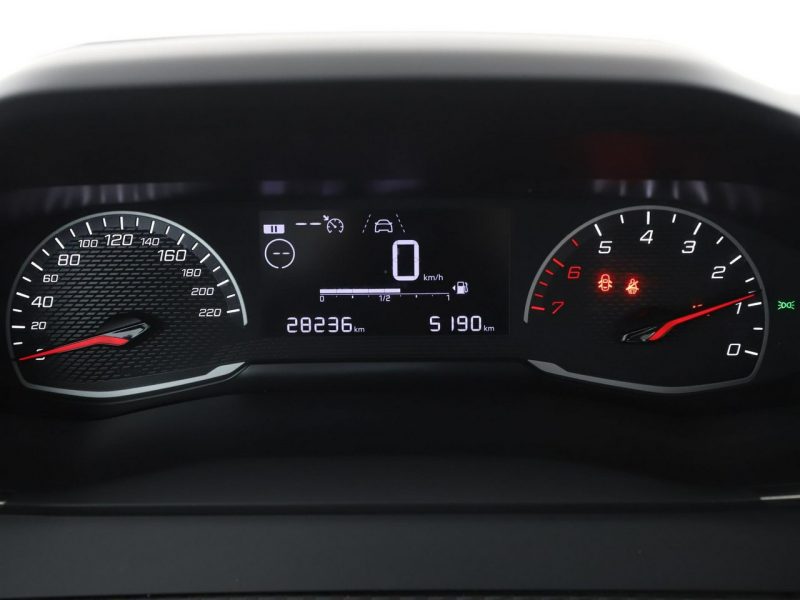 Peugeot 208 Niski przebieg Klimatyzacja El.szyby Bluetooth II (2019 -)