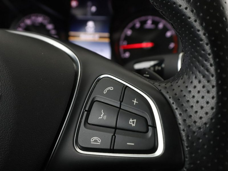 Mercedes C 200 automat full LED navi półskóra skóra panorama W205 (2014-2021)