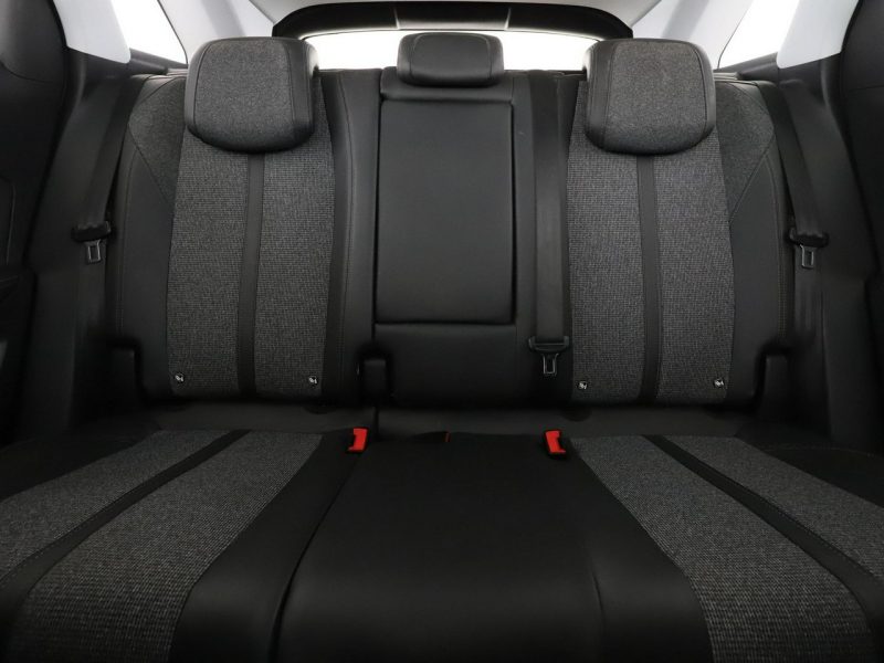 Peugeot 3008 półskóra virtual cocpit navi klima auto kamera i czujniki parkowania II (2016-)