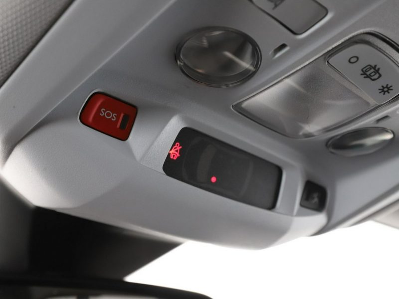 Peugeot 3008 półskóra virtual cocpit navi klima auto kamera i czujniki parkowania II (2016-)