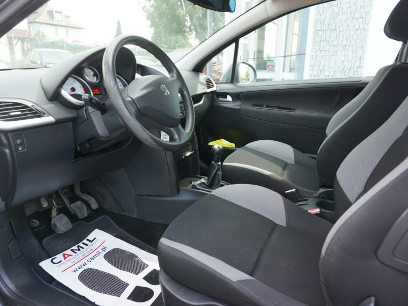 Peugeot 207 zarejestrowany, ubezpieczoiny