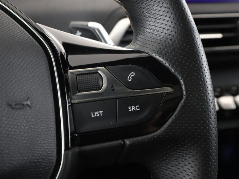 Peugeot 3008 GT-Line automat panorama virtual navi kamera grzane fotele półskóra II (2016-)
