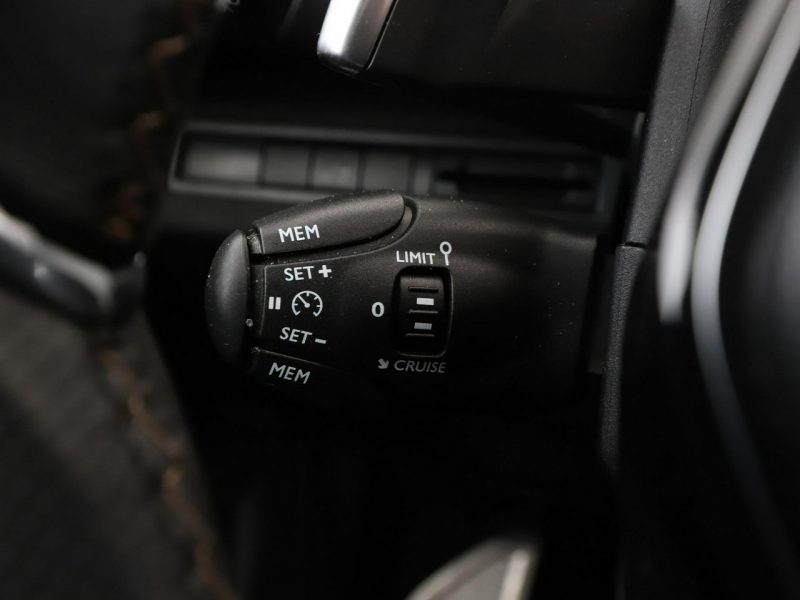 Peugeot 3008 GT-Line automat panorama virtual navi kamera grzane fotele półskóra II (2016-)