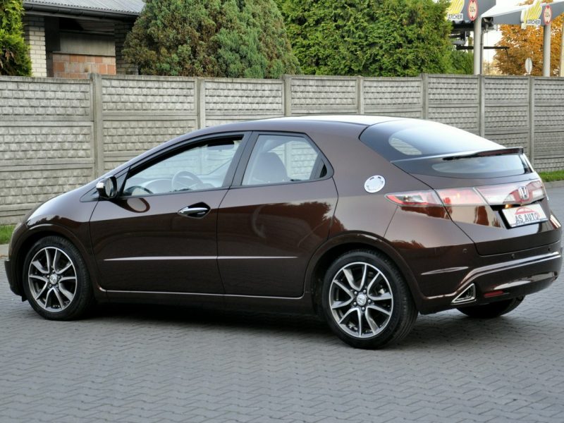 Honda Civic 1,8i-Vtec 140KM Executive/Serwisowany/Parktronic/Alkantara/Alu VIII (2006-2011)