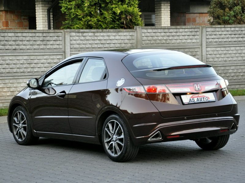 Honda Civic 1,8i-Vtec 140KM Executive/Serwisowany/Parktronic/Alkantara/Alu VIII (2006-2011)